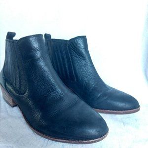 GB Gianni Bini Black Soft Leather Booties Ankle Boot